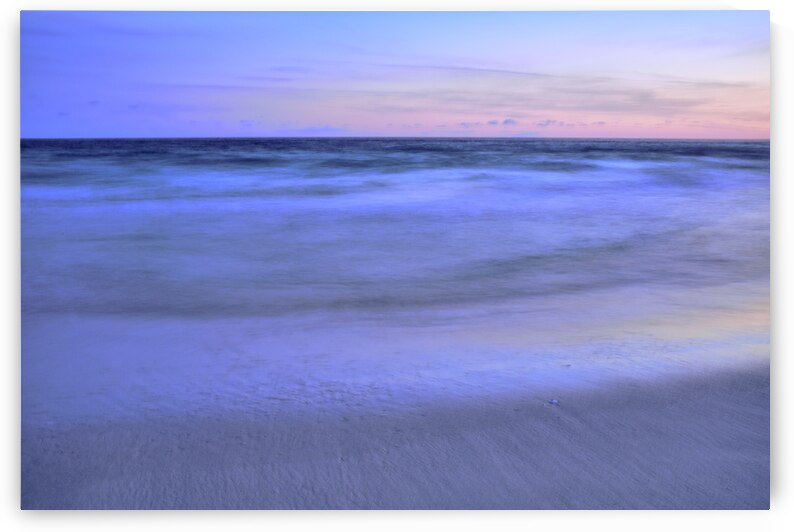 Abstract blur of waves hitting shore by Atelier Knox