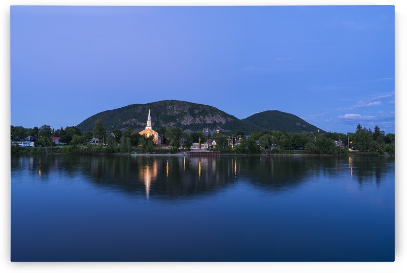 Mountain during sunset by Atelier Knox
