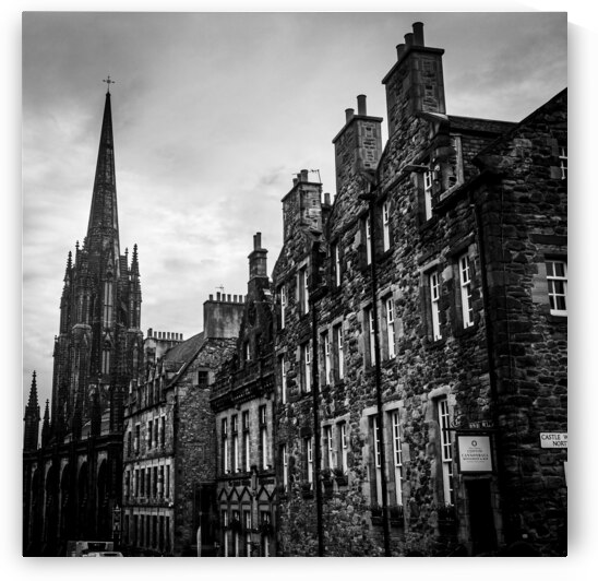 candlemaker row  square 4667 Castlehill 13k by Black And White
