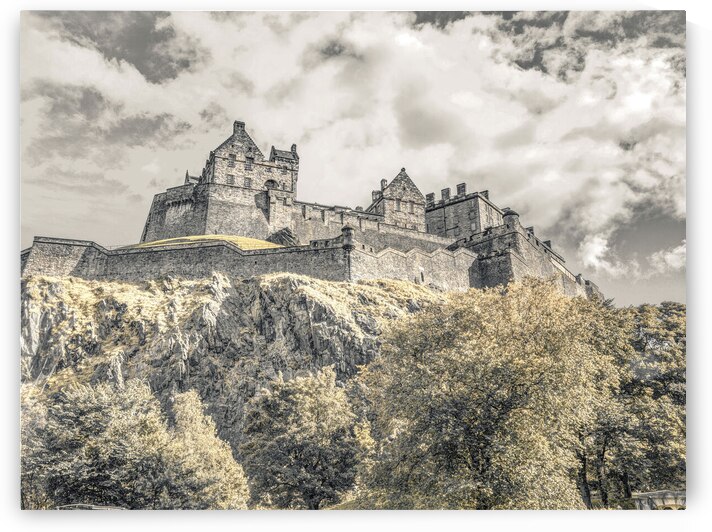 Edinburgh Castle by Assaf Frank