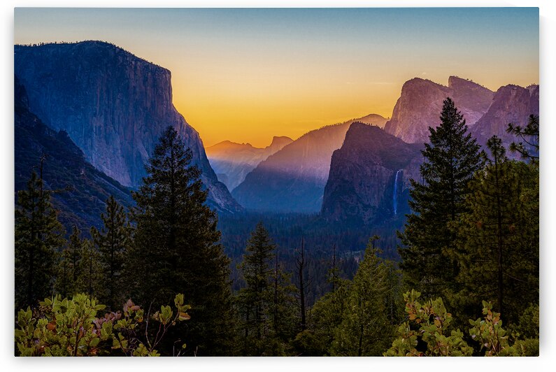 Yosemite Morning by Geoffrey Prior