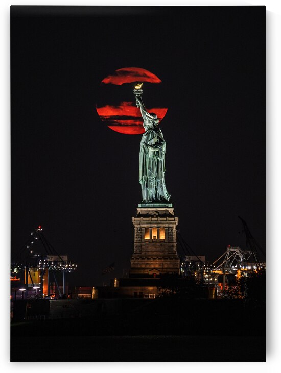 Liberty Full Moon by Geoffrey Prior