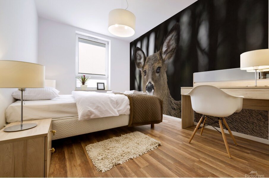 Maman surveille Mural print