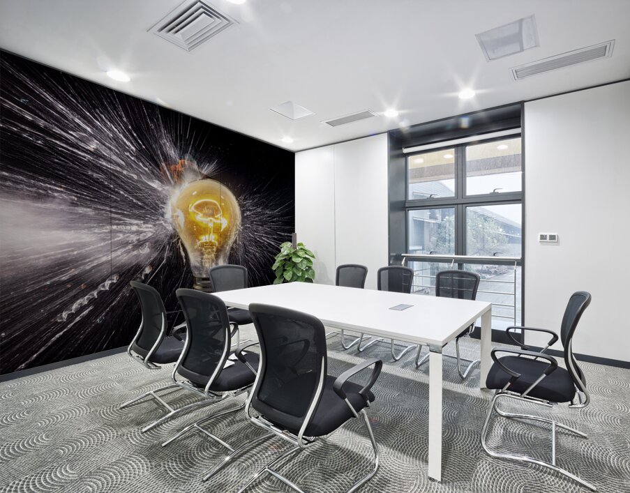 electric bulb breaks with shrapnel scattering quickly Wall Printing