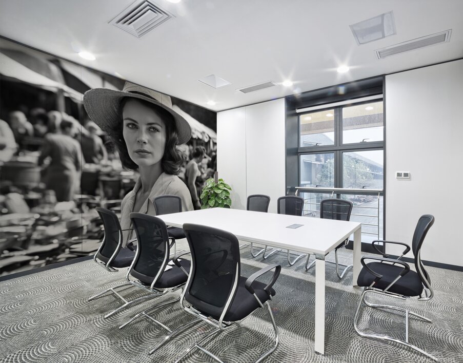 black and white portrait of a woman  Wall Printing