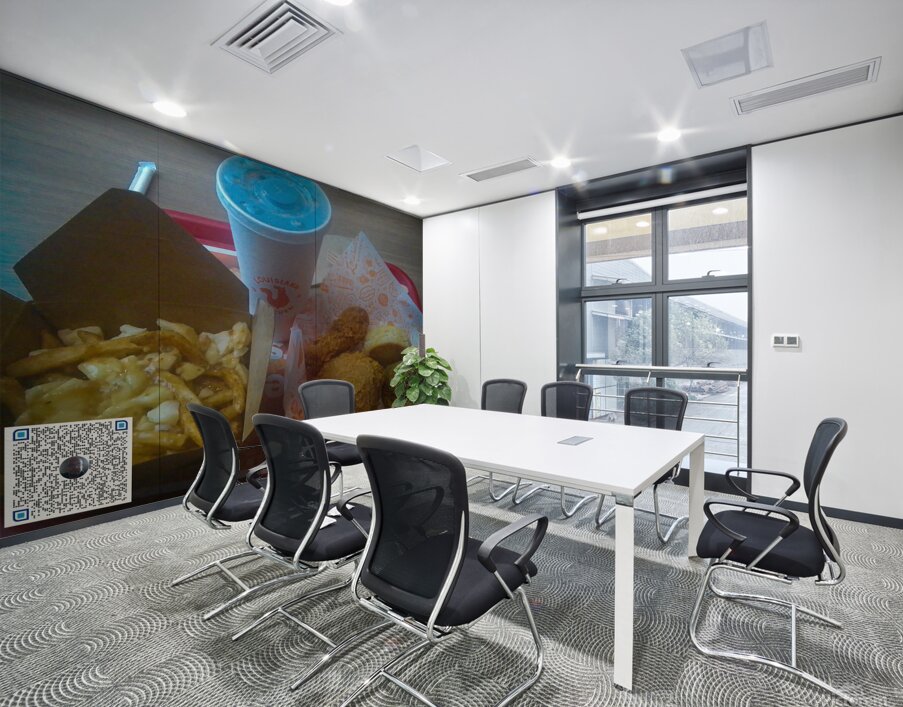 Poutine with Chicken Wall Printing