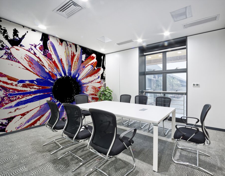 Abstract Vibrant Contrasting Daisy Flower Wall Printing