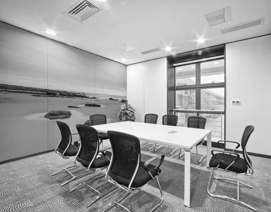 Rock pools on a sandy beach Wall Printing