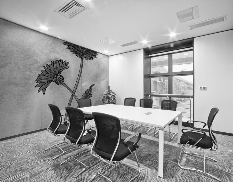 Gerbera Simple Gray Botanical Flower On Watercolor Marble  Wall Printing