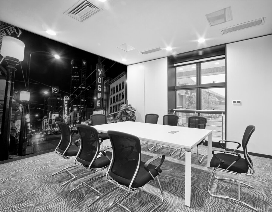 vogue theater at night granville street  horizont Wall Printing