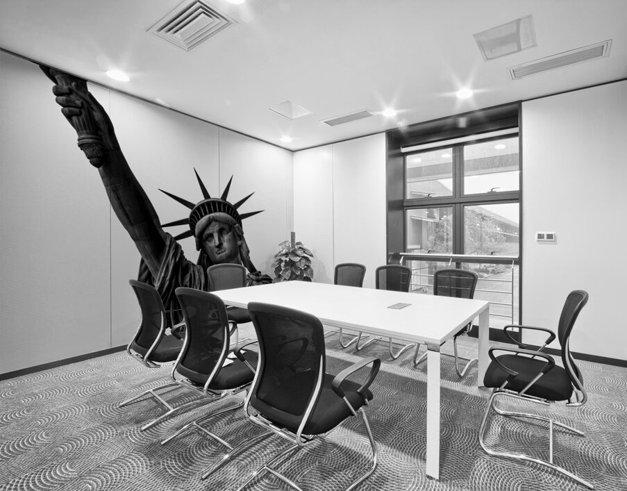 statue of liberty with torch  vertical 1461 Liber Wall Printing