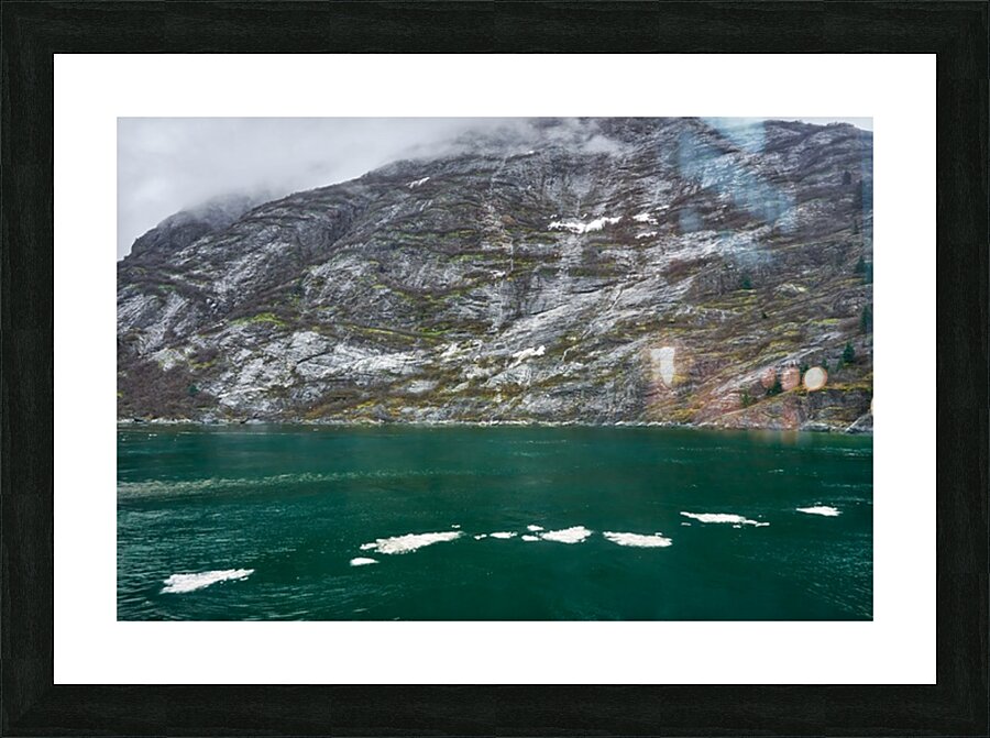 Alaska With Hawaii Like Icebergs Picture Frame print