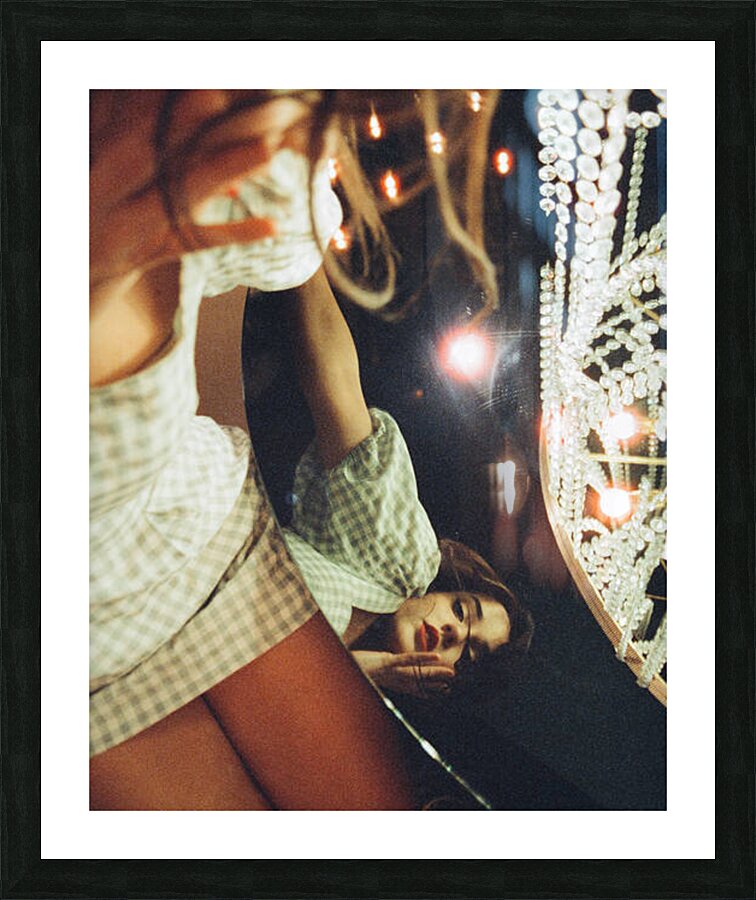 100070750014 Picture Frame print