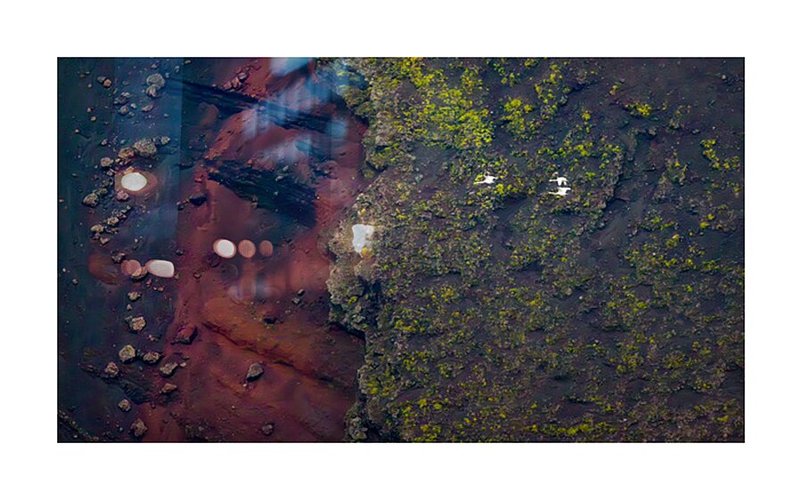GEESE IN FLIGHT | HNAUSAPOLLUR Picture Frame print