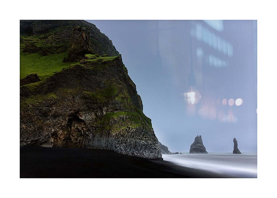 REYNISDRANGAR BEACH Picture Frame print