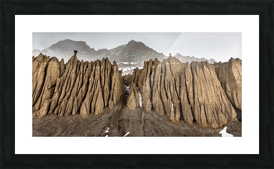 The mighty Himalaya Picture Frame print