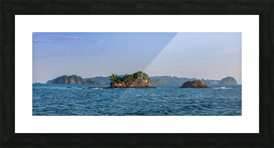 Isla Granito de Oro 2 Picture Frame print