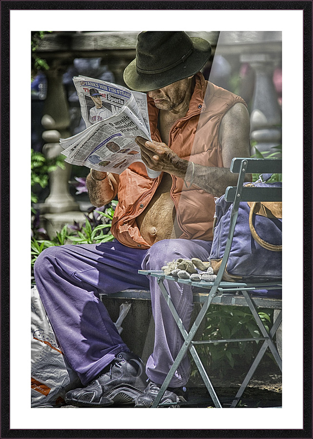 belly button Picture Frame print