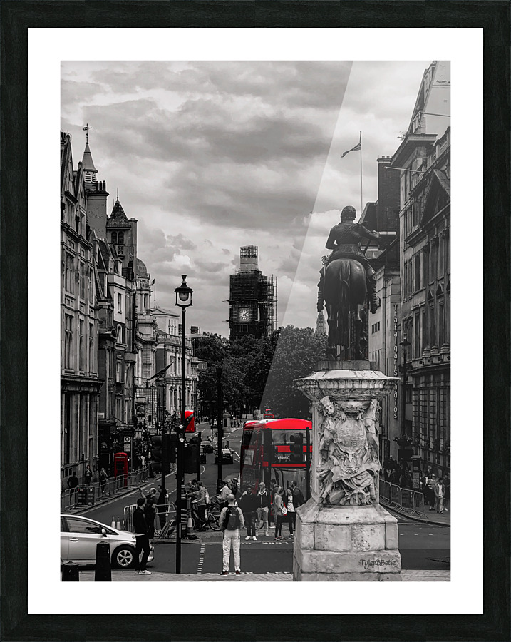 London Black & White Picture Frame print