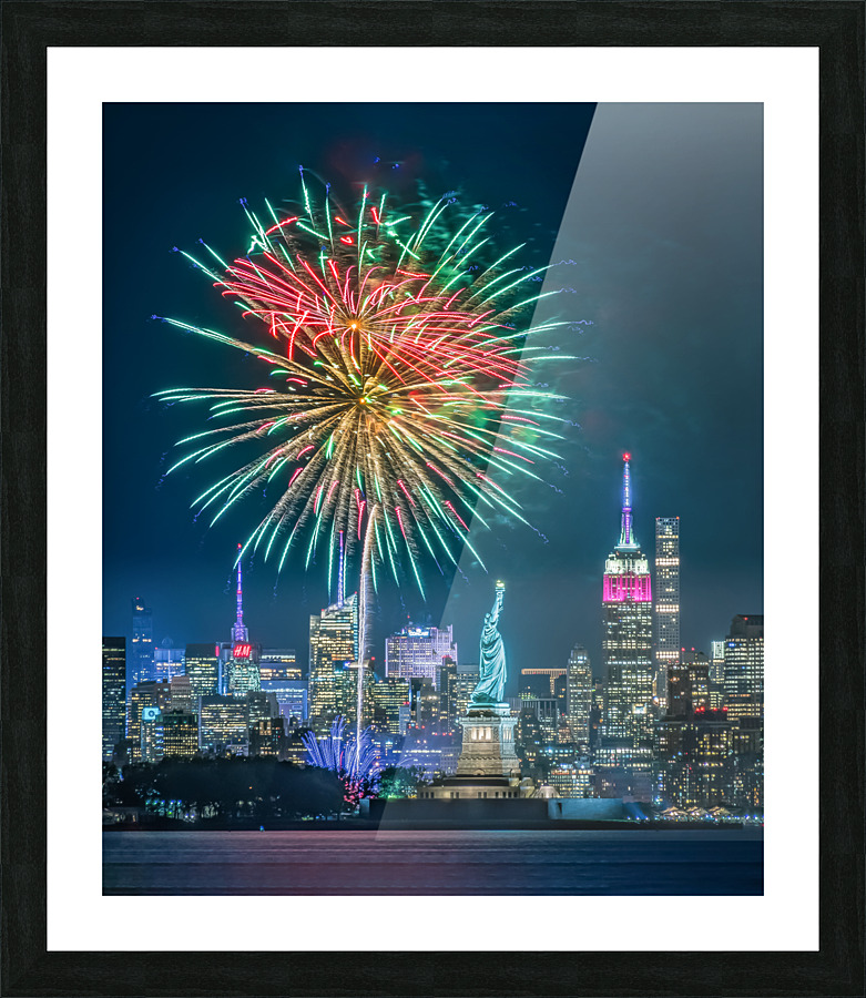 Iconic Fireworks   Framed Print Print