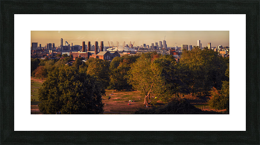 Londons Serene Beauty: An Ultra High-Resolution View from Greenwich Park Picture Frame print