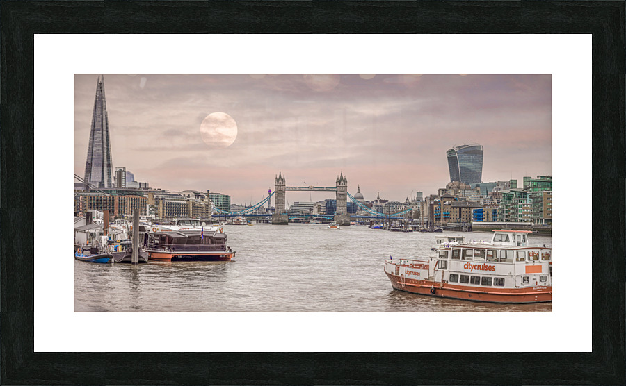 Spectacular Evening Skyline Picture Frame print