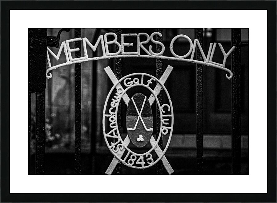 members olnly gate st andrews golf club  horizont Picture Frame print