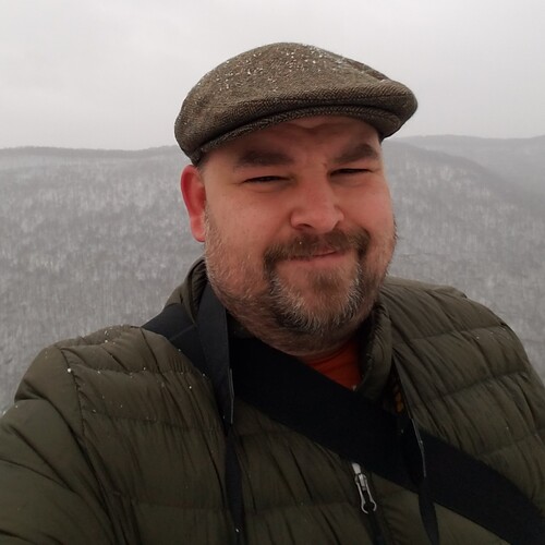 Matthew S Toth