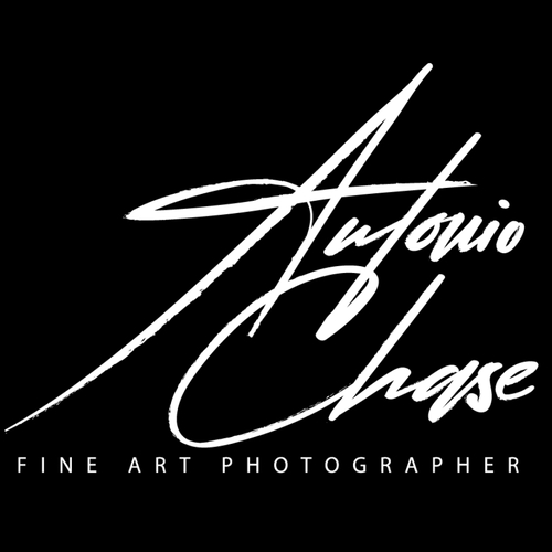 Antonio R Chase