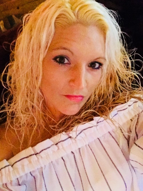 Jamie L Dickey 