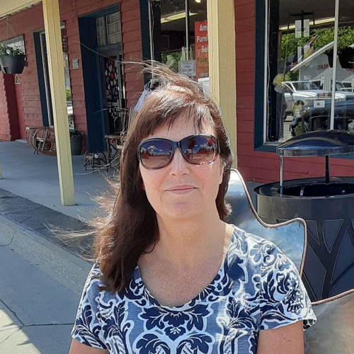 Lisa Bates