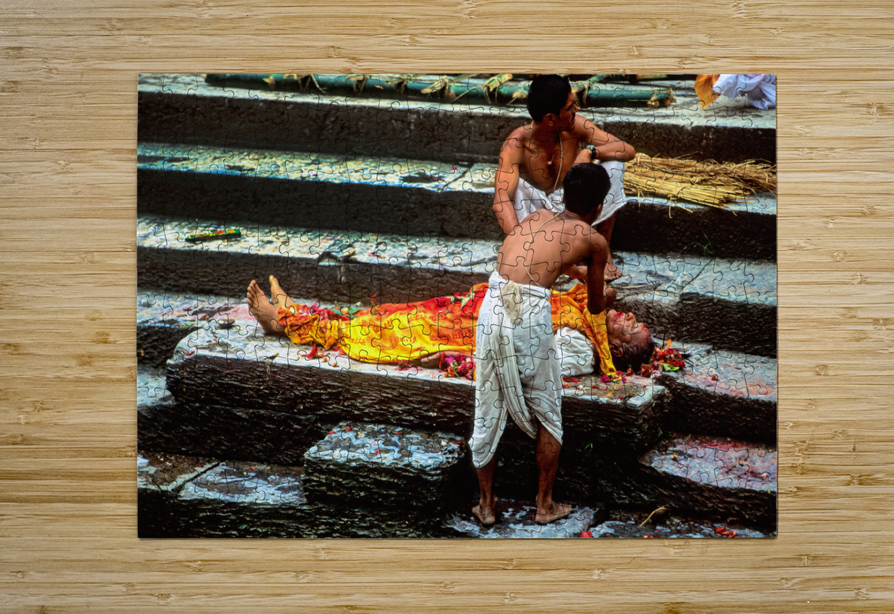 Nepal. Kathmandu. Cremation in Pashupatinath Marco Brivio Puzzle printing