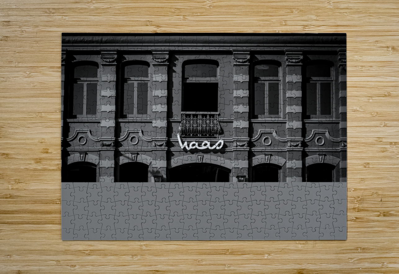 haas coffee shop on buitenkant  horizontal 2982 H Black And White Puzzle printing