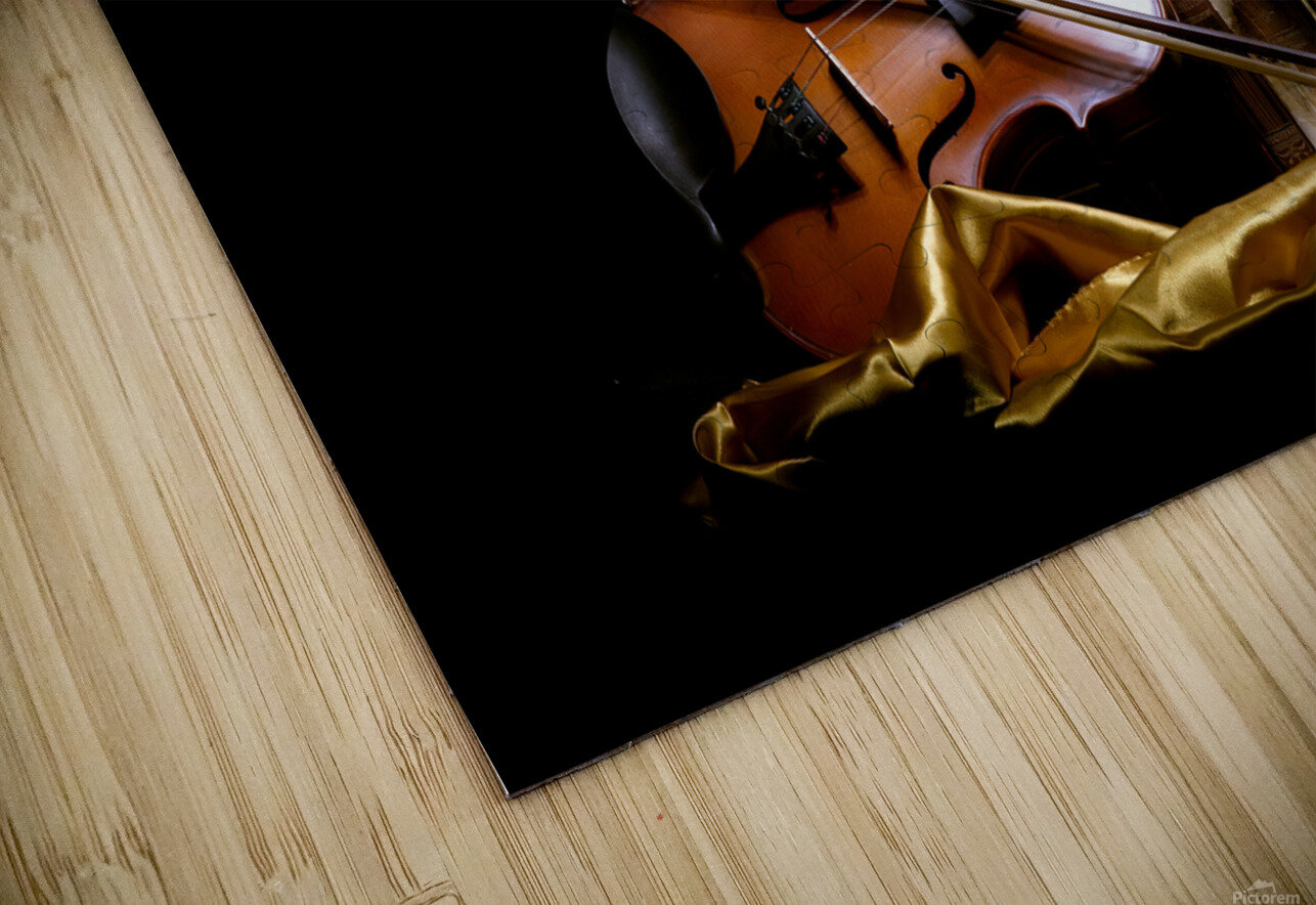 Violin and Books in Gold Gil Hooper Puzzle