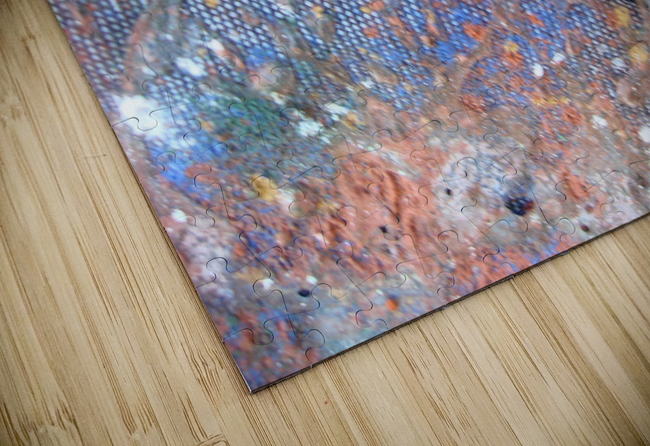 Textures of Time: Decay and Renewal Luciano Puzzle