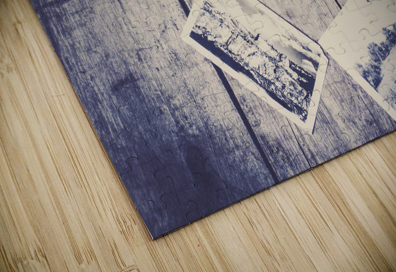 A moment Jorgo Puzzle