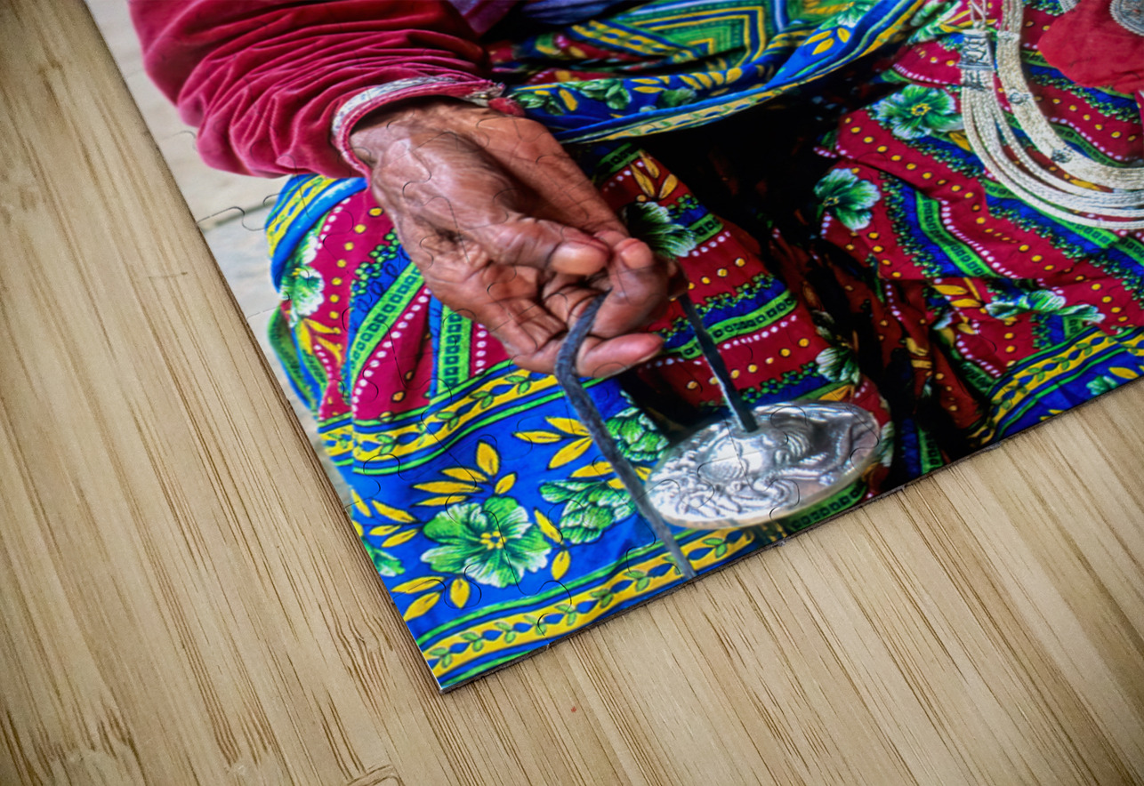 Nepal. Kathmandu. Old woman selling jewels Marco Brivio Puzzle