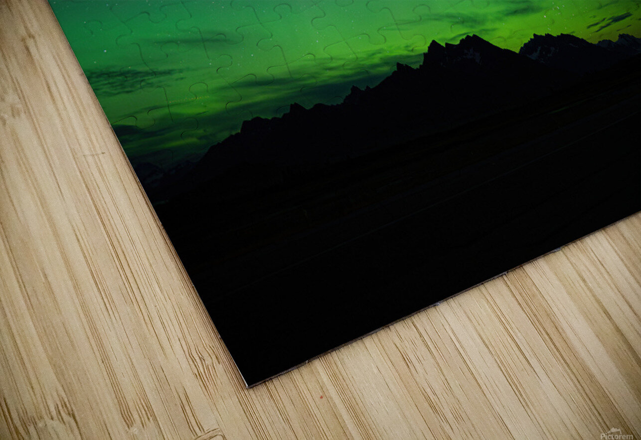 Auroras in the Distance Gregular Images Puzzle