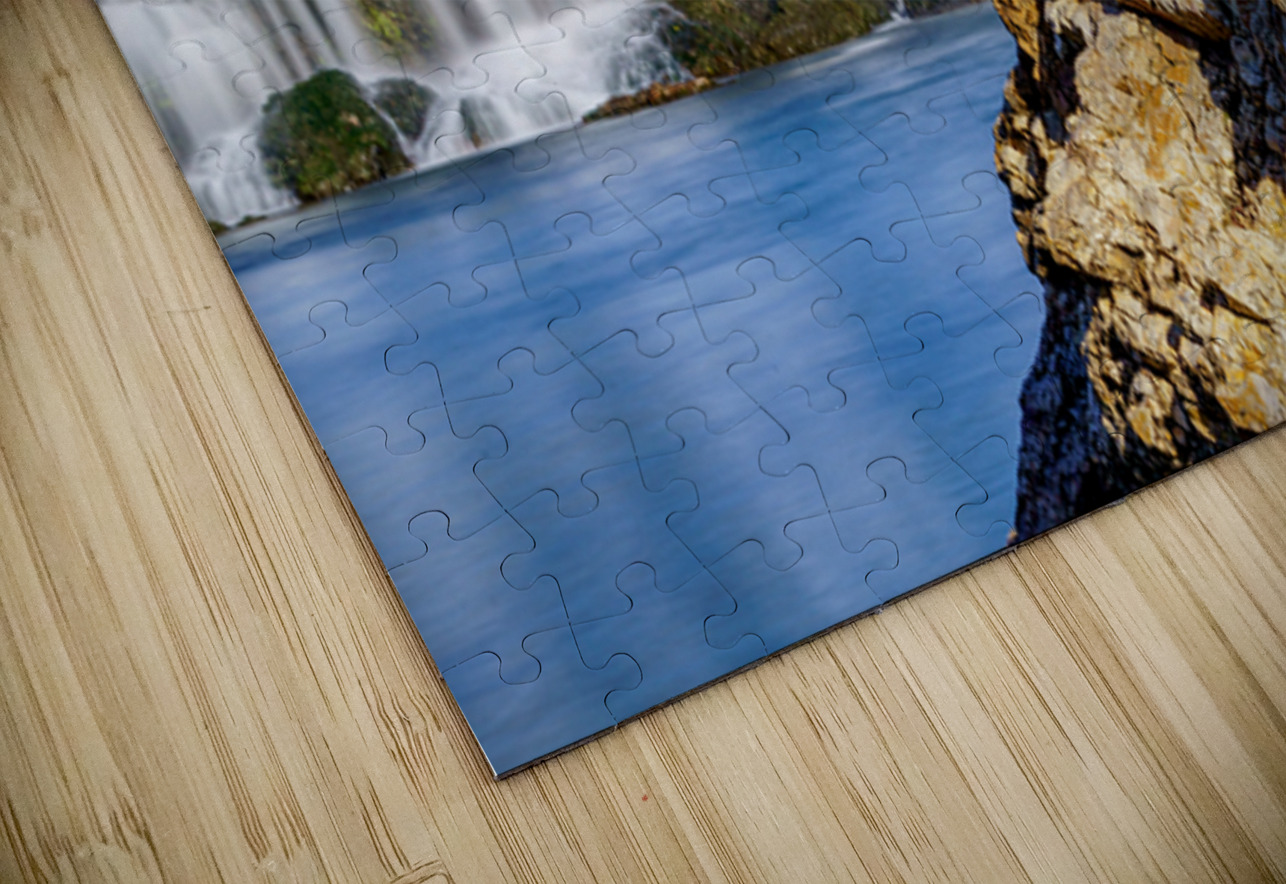 Grand Falls Chert Rock Focused Jennifer White Puzzle