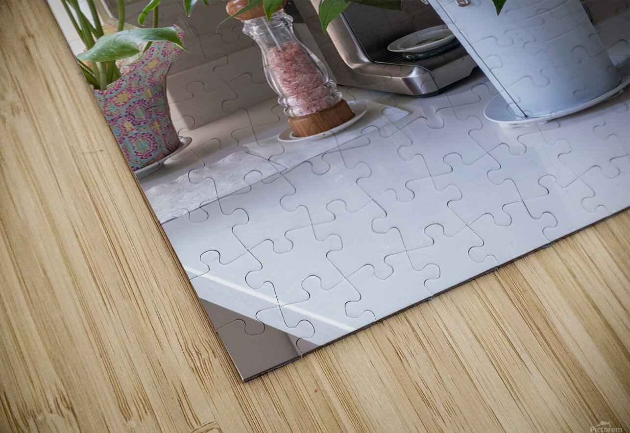 Bouquet of beautiful roses on the marble table in a kitchen ImageNet Puzzle