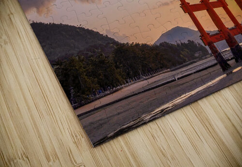 Great torii of Miyajima at sunset DELPHIMAGES puzzle