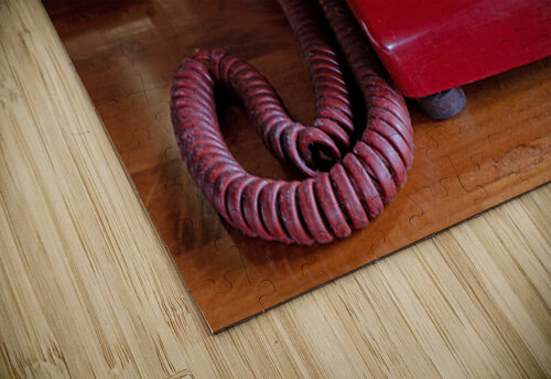 Red rotary phone Lisa von Biela puzzle