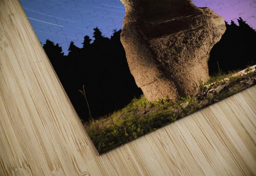 Light painting on monolith and star trails, Anse des Bonnes Femmes at Ile Niapiskau, Mingan Archipelago National Park Reserve of Canada, Cote-Nord, Duplessis region; Quebec, Canada PacificStock puzzle