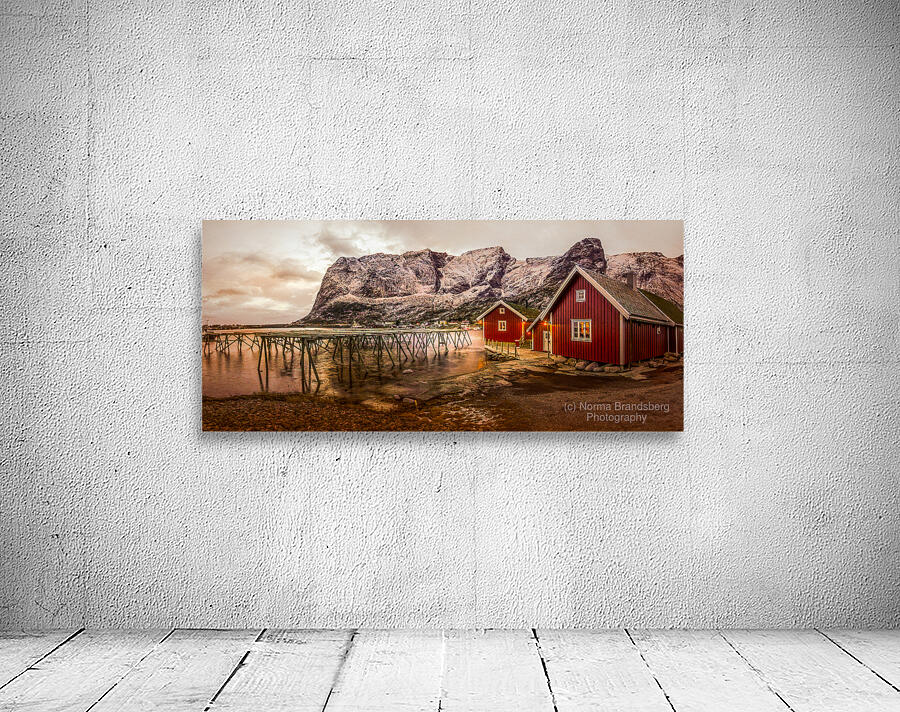 Reine Winter High Water Wall Preview