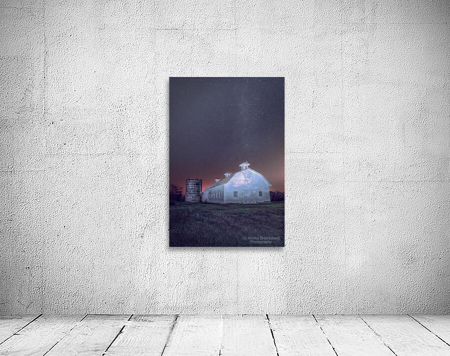 Virginia White Barn Under the Stars Wall Preview