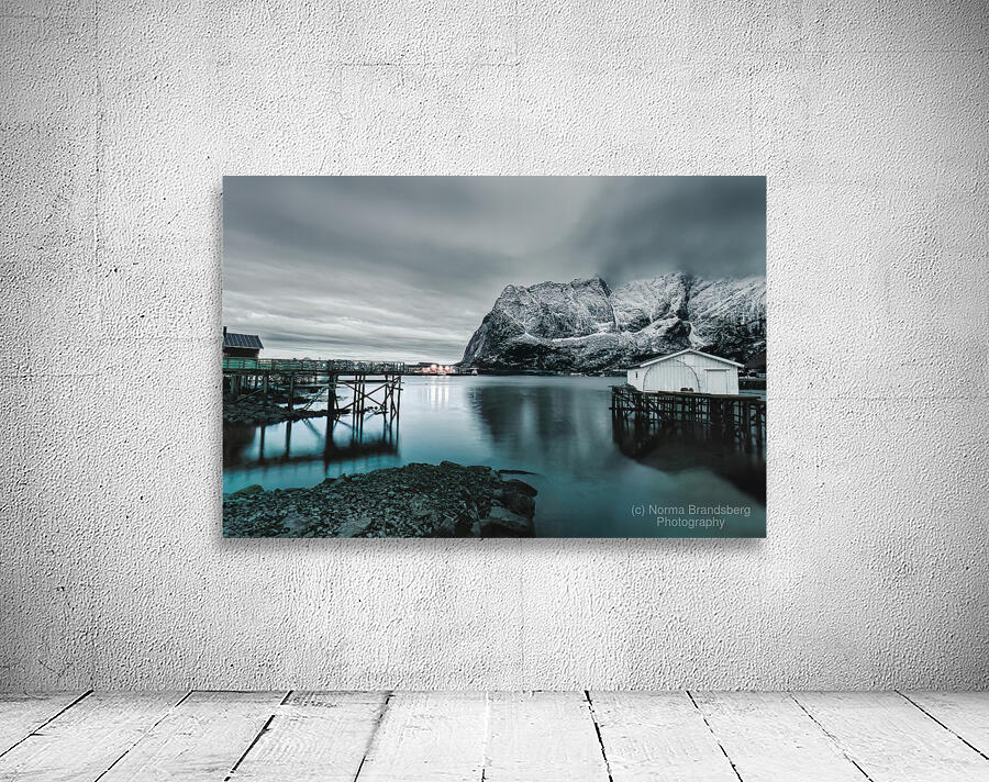 Reine Mountain Skyline from Sakrisoya Wall Preview