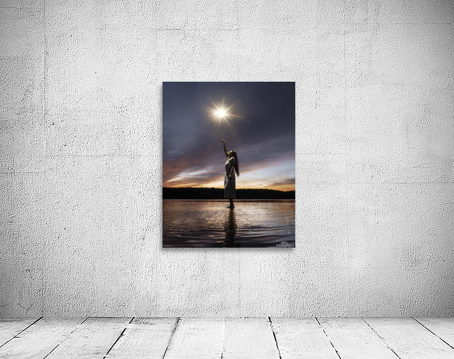 Keep focused on the light Wall Preview