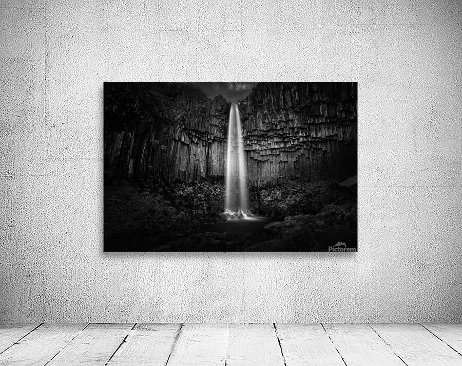 SVARTIFOSS Wall Preview