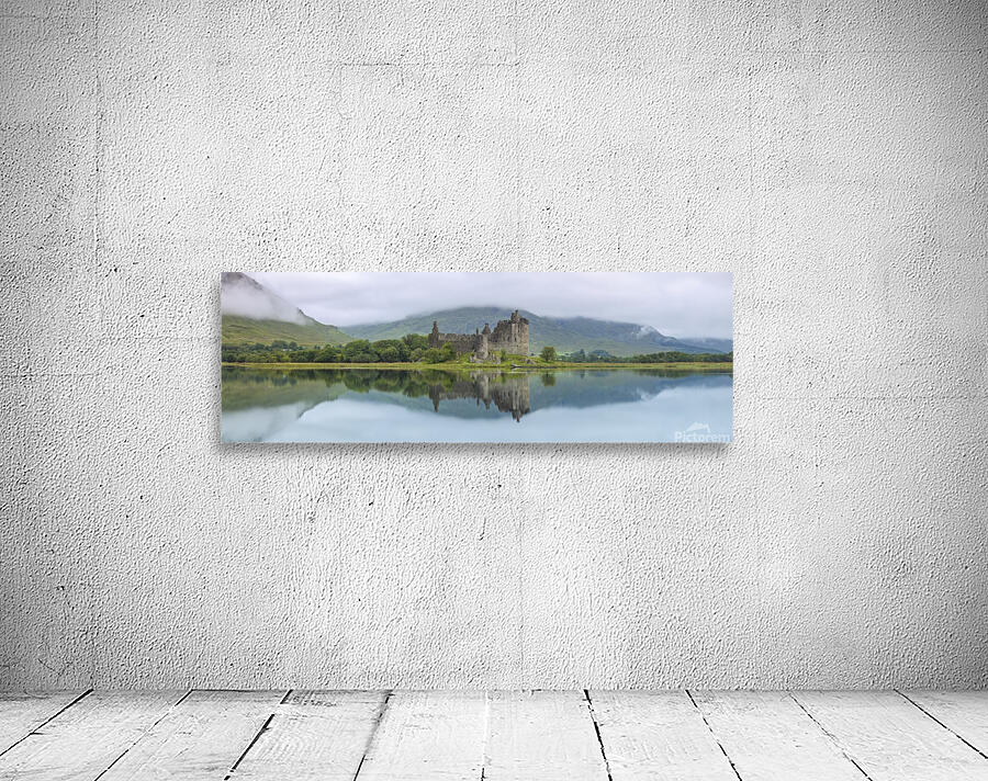 Kilchurn Castle by Assaf Frank