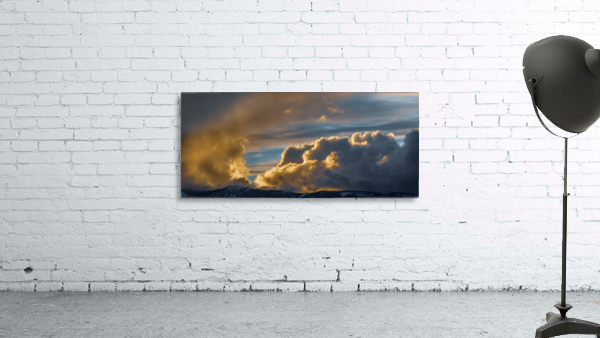 Storm Coming Wall Preview